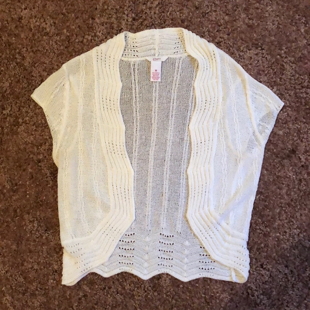 ❌ Candie’s Lace Short Sleeve Cardigan